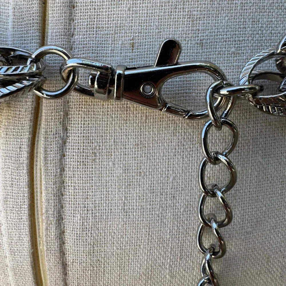 Vintage Y2K Grunge Punk Silver Tone Triple Strand Textured Adjustable Chain Belt